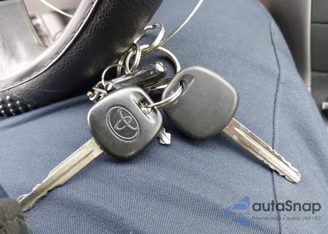 2007 Toyota Corolla Ce из США, поврежденный, VIN 02T1BR32E77C78527